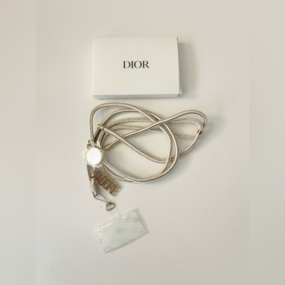 🌸DIOR J'adore Mobile Phone Ring with 2 Charms - Picture 5 of 6